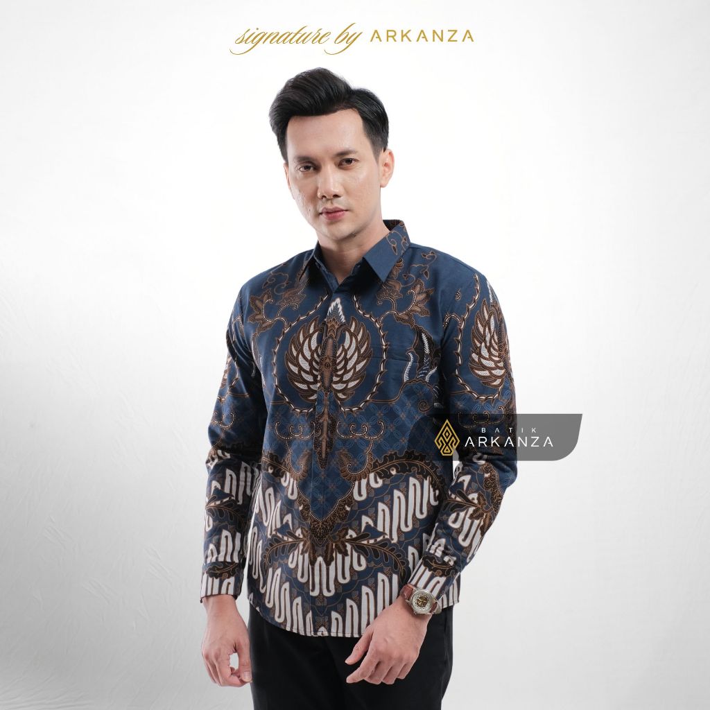 Arkanza Signature Motif  Prameswara Navy Kemeja Batik Pria Lengan Panjang Eksklusif Curved Hem Jahitan Presisi Hidden & Emboss Button Lapisan Tricot Breathable