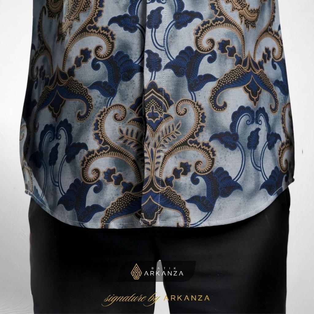 Arkanza Signature Motif Jayasatya Kemeja Batik Pria Lengan Panjang Eksklusif Curved Hem Jahitan Presisi Hidden & Emboss Button Lapisan Tricot Breathable