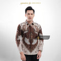 Arkanza Signature Motif Bhaskara Kemeja Batik Pria Lengan Panjang Eksklusif Curved Hem Jahitan Presisi Hidden & Emboss Button Lapisan Tricot Breathable