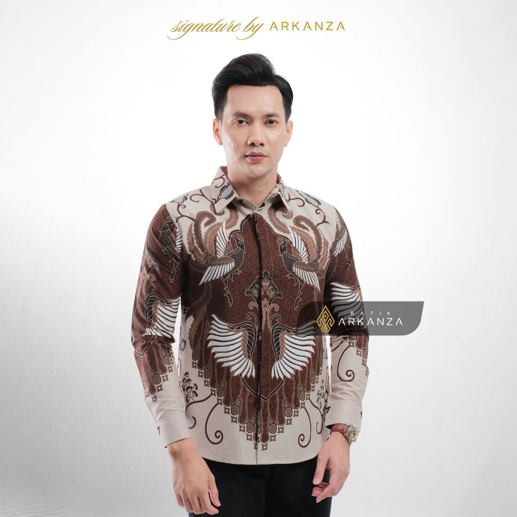 Arkanza Signature Motif Bhaskara Kemeja Batik Pria Lengan Panjang Eksklusif Curved Hem Jahitan Presisi Hidden & Emboss Button Lapisan Tricot Breathable