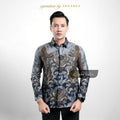 Arkanza Signature Motif Jayasatya Kemeja Batik Pria Lengan Panjang Eksklusif Curved Hem Jahitan Presisi Hidden & Emboss Button Lapisan Tricot Breathable