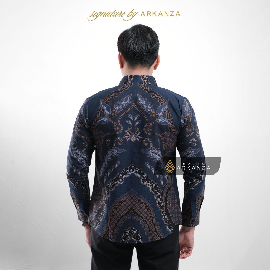 Arkanza Signature Motif ADHIRAJA Kemeja Batik Pria Lengan Panjang Eksklusif Curved Hem Jahitan Presisi Hidden & Emboss Button Lapisan Tricot Breathable