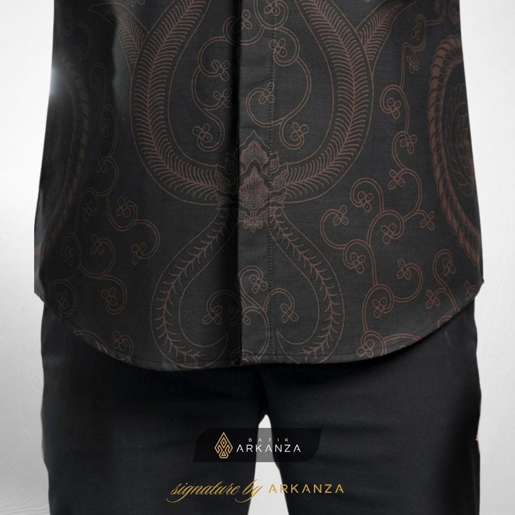 Arkanza Signature Motif Mahadipa Kemeja Batik Pria Lengan Panjang Eksklusif Curved Hem Jahitan Presisi Hidden & Emboss Button Lapisan Tricot Breathable