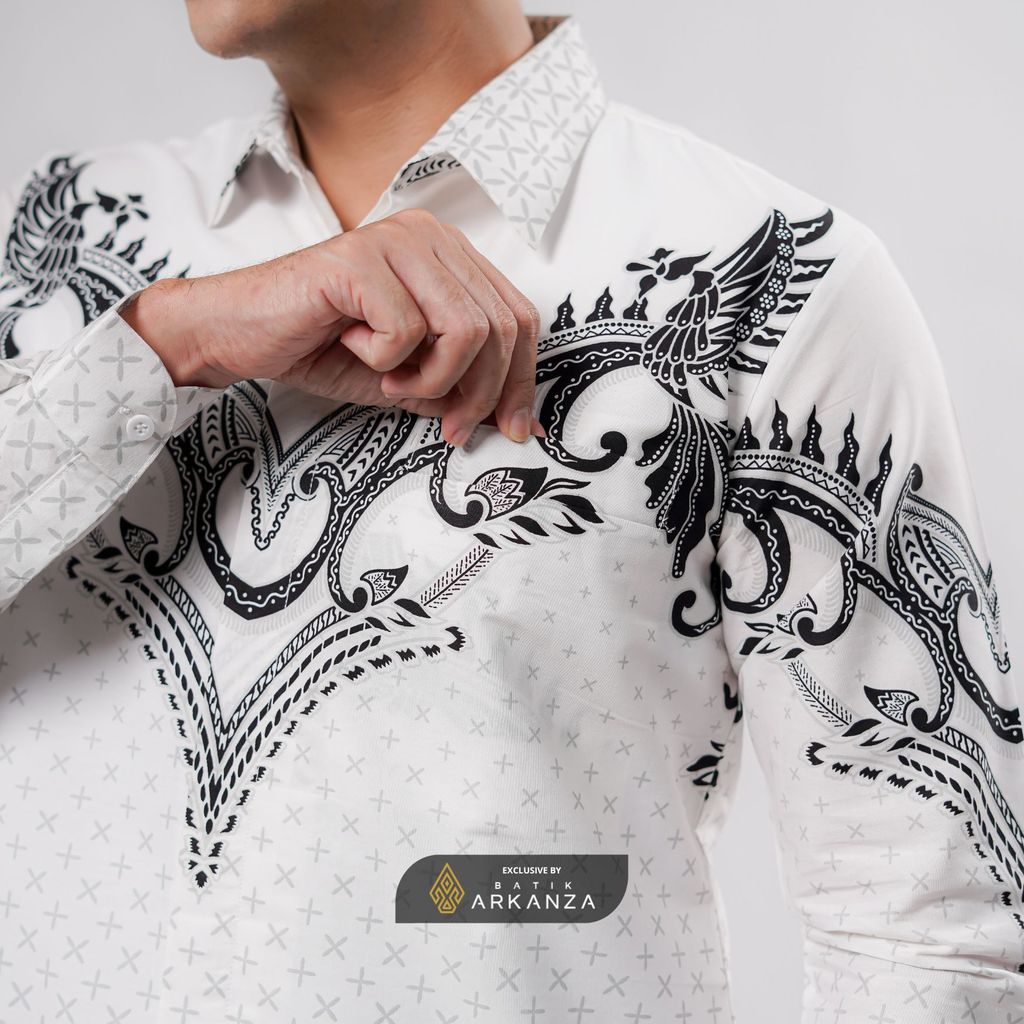 ARKANZA EXCLUSIVE SUKMA PRABA   Kemeja Batik Pria Lengan Panjang Slim Fit  Elegan Formal Casual Keren Katun Primissima Jahitan Presisi Kemeja Kerja  Pria Modern EXC