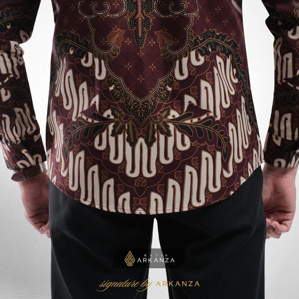 Arkanza Signature Motif Prameswara Burgundy Kemeja Batik Pria Lengan Panjang Eksklusif Curved Hem Jahitan Presisi Hidden & Emboss Button Lapisan Tricot Breathable