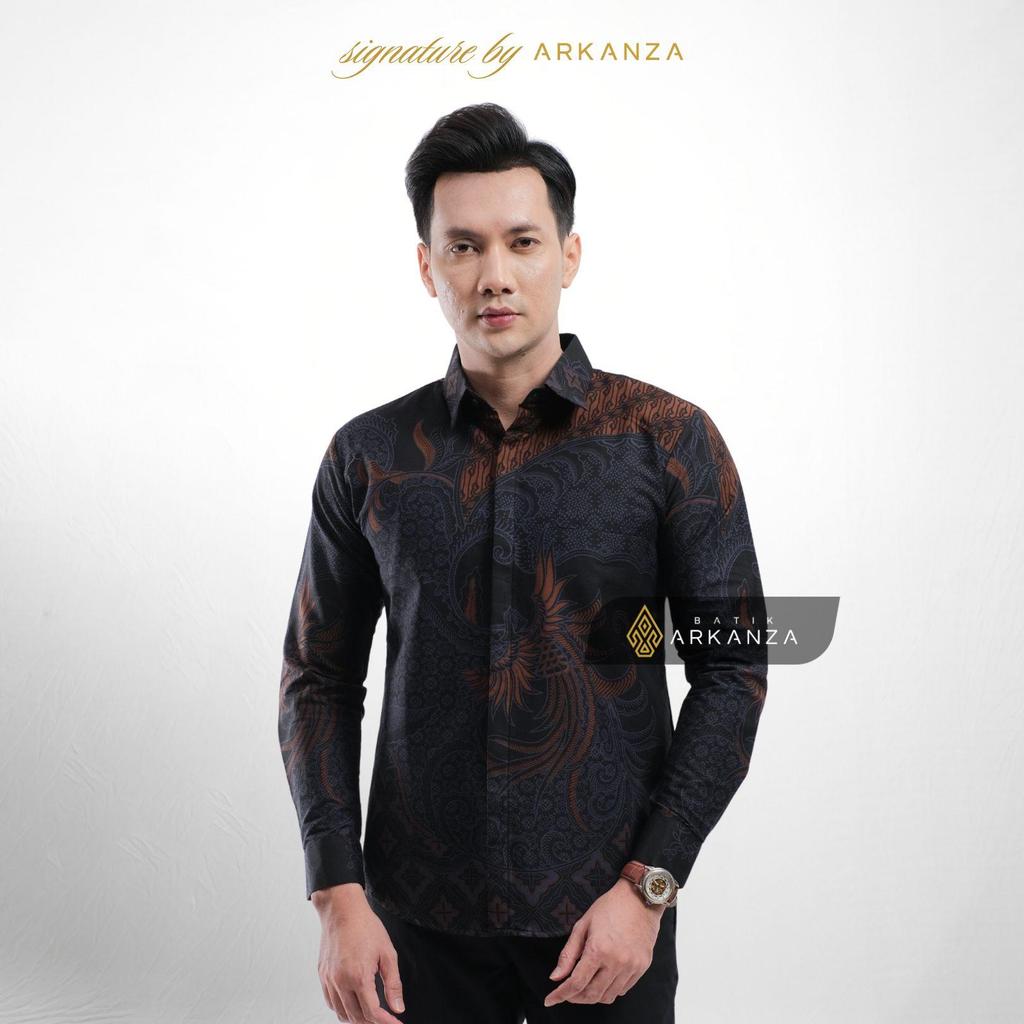 Arkanza Signature Motif Wiranata  Kemeja Batik Pria Lengan Panjang Eksklusif Curved Hem Jahitan Presisi Hidden & Emboss Button Lapisan Tricot Breathable
